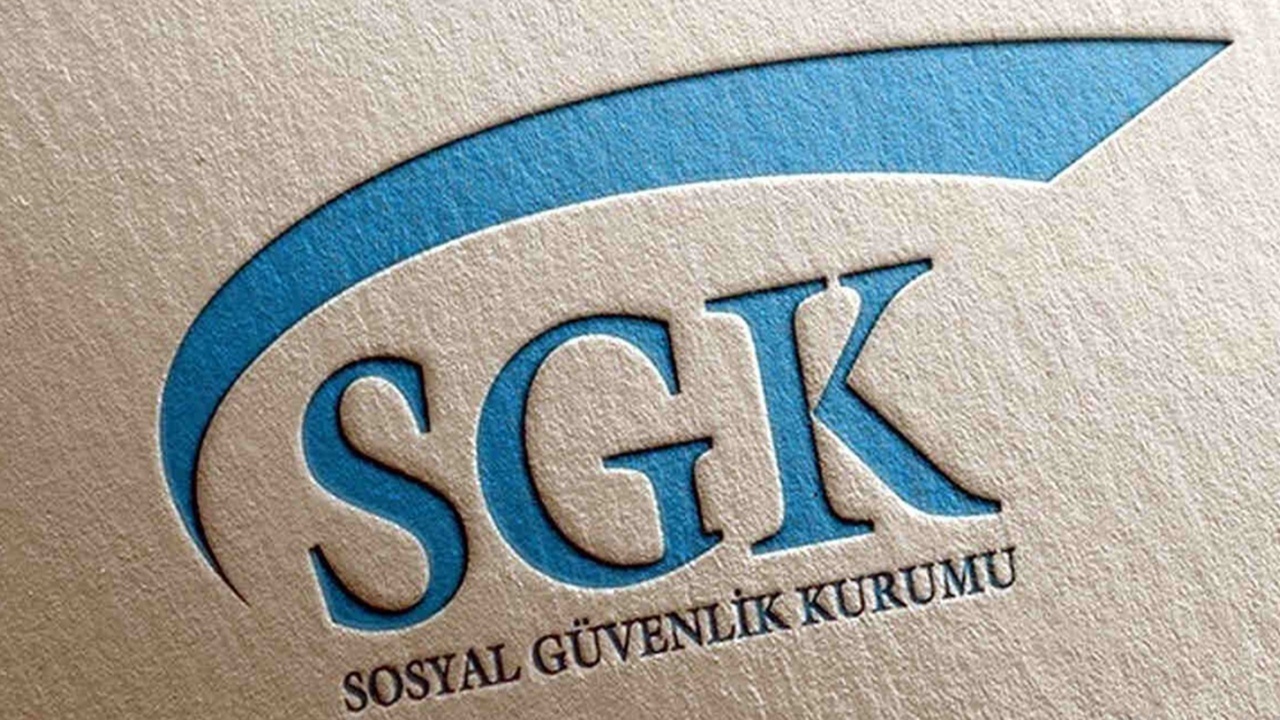 Emekliler Dikkat! SGK Tüm Maaşları Faizi ile Geri Alıyor