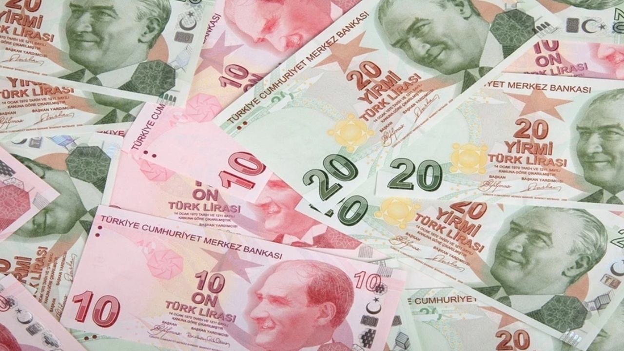 Pazartesi Başlıyor! TC Kimlikle Giden Herkese 100 Bin TL Verilecek